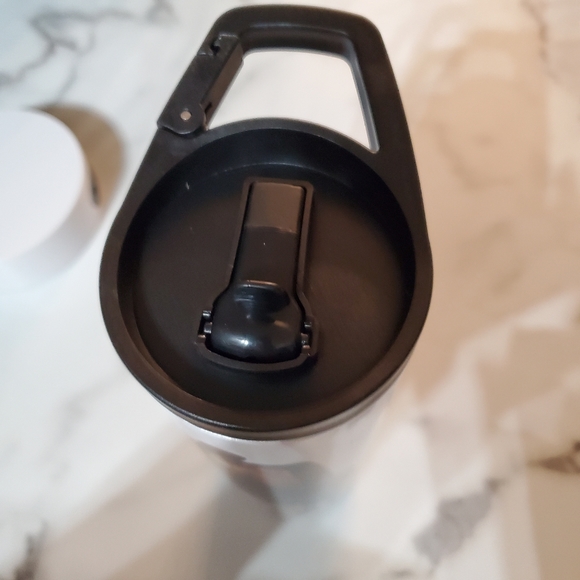 DUCK DUCK JEEP 30oz Tumbler with duo lids 🎉sale - Picture 8 of 10